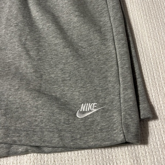 NIKE Women's Sportswear Jersey Shorts gray size 4X plus size standard fit NWT - Picture 2 of 10